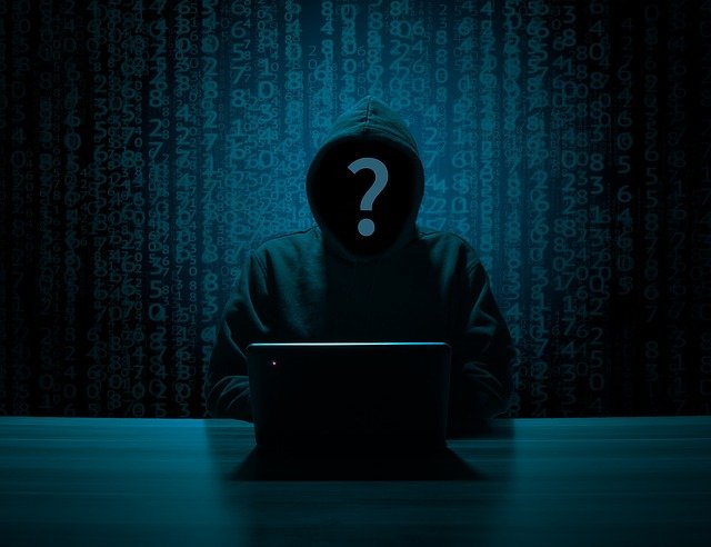 Hacking adalah aksi cyber crime paling umum dilakukan. 